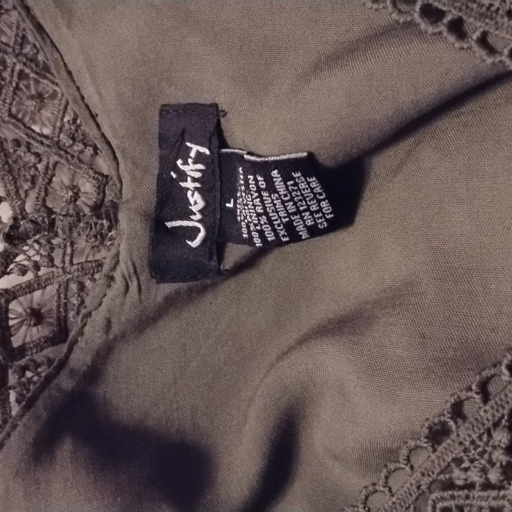 Tank top - Picture 6 of 6